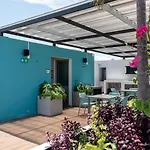 Private Room With Mini Fridge, 200Mb Wifi